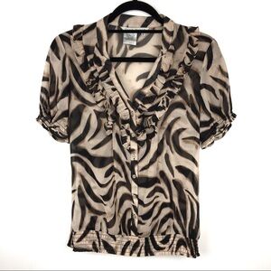 🐶 Fred David Short Sleeve Ruffled Animal Print